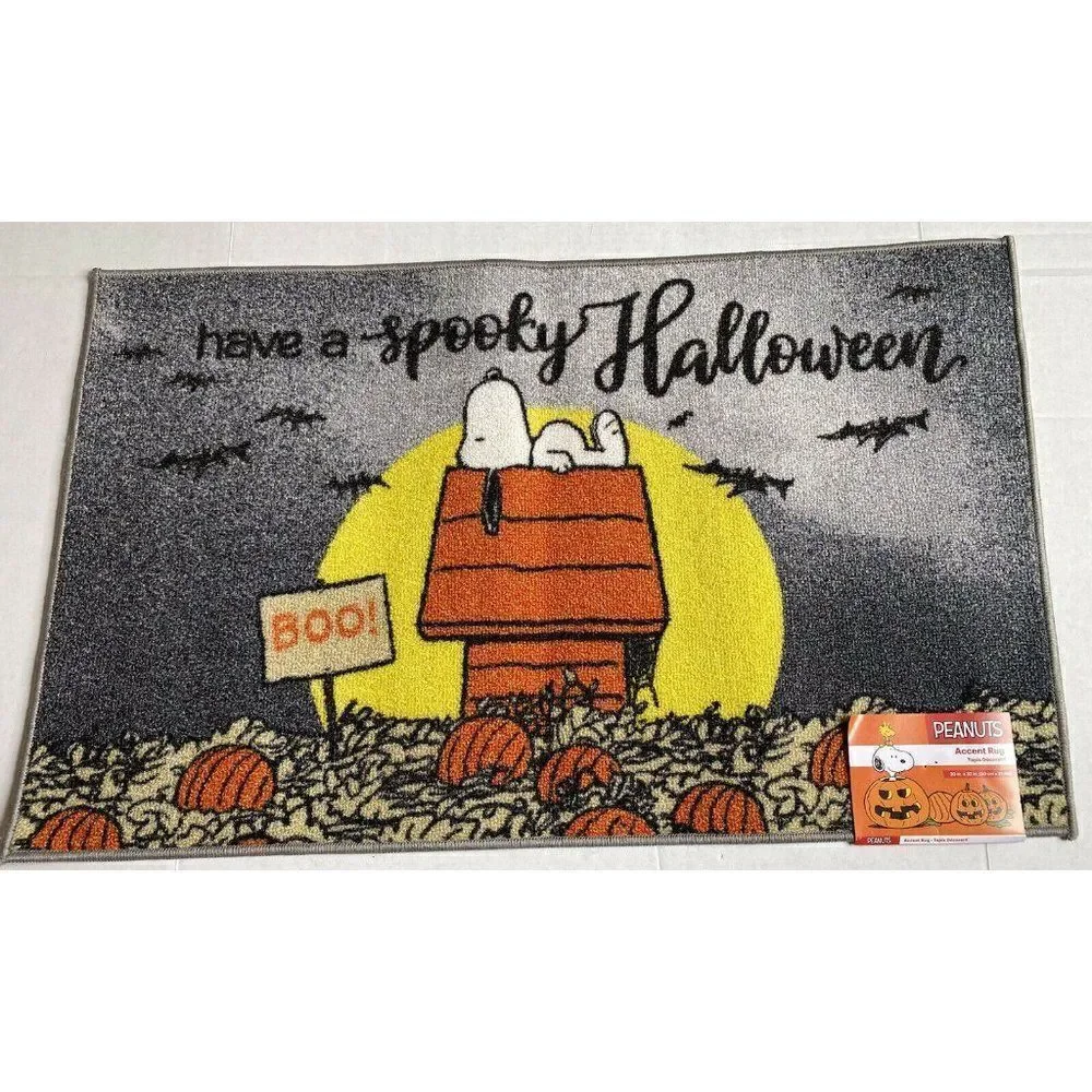 Peanuts Snoopy Halloween Pumpkin Decorative Accent Rug‎